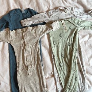 Set of 4 0-3 month sleep gowns